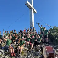 30 Vorchdorfer Musiker beim Heimkehrkreuz