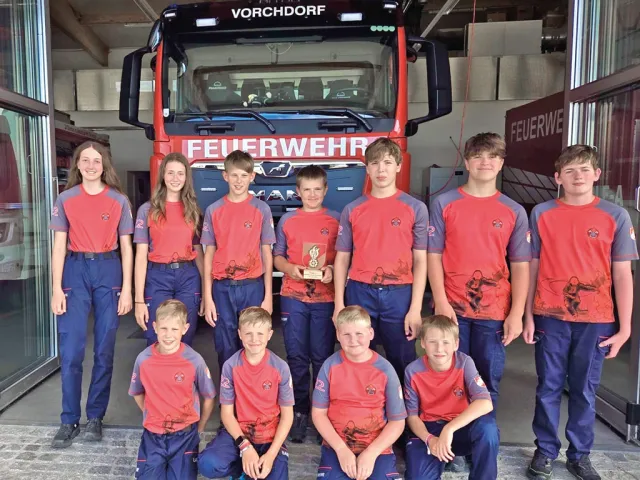 Platz 3 für die Jugendgruppe der FF Vorchdorf beim Bezirkswettbewerb 2026
